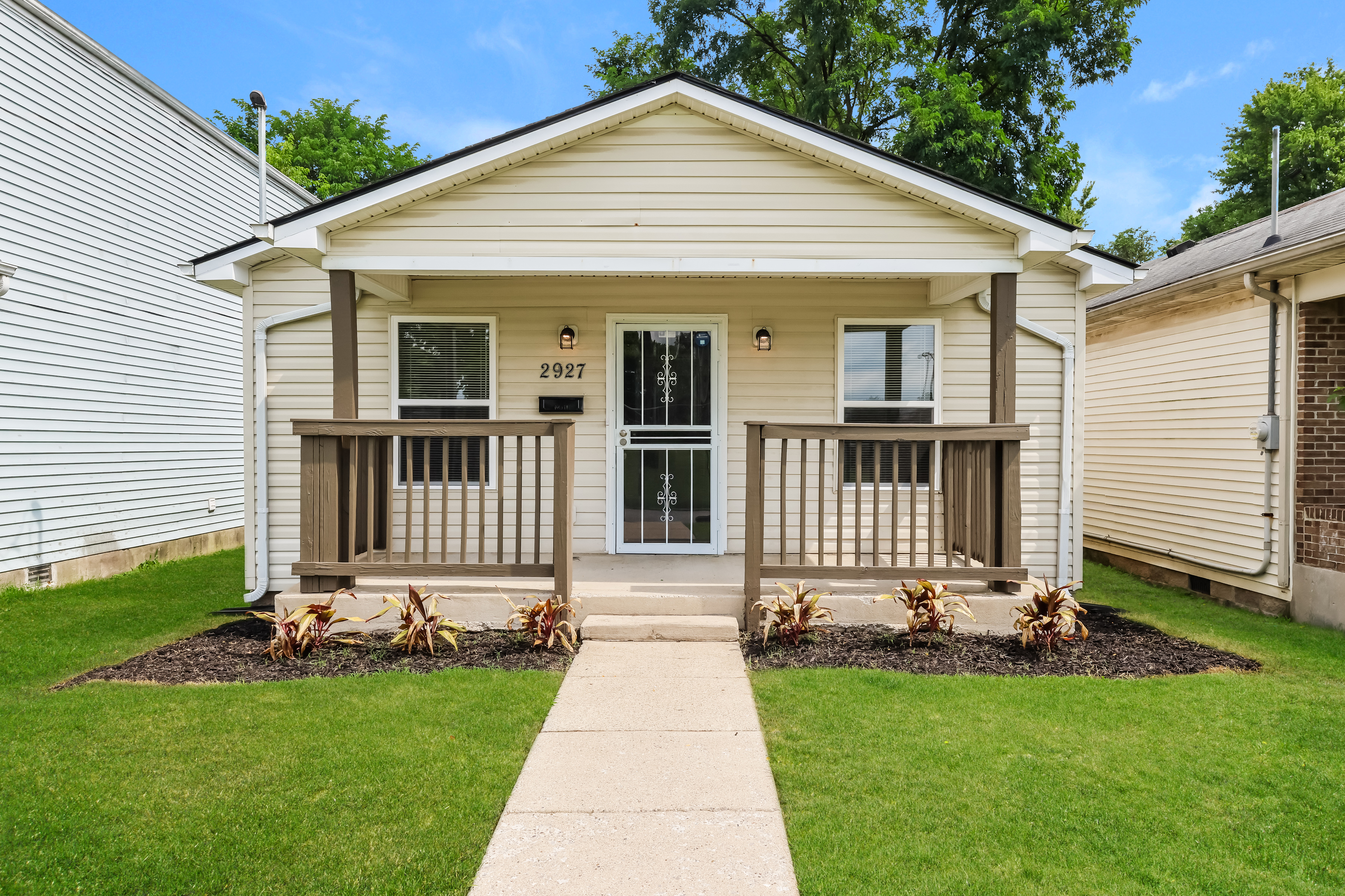 2927 Rowan St Louisville, KY 40212
